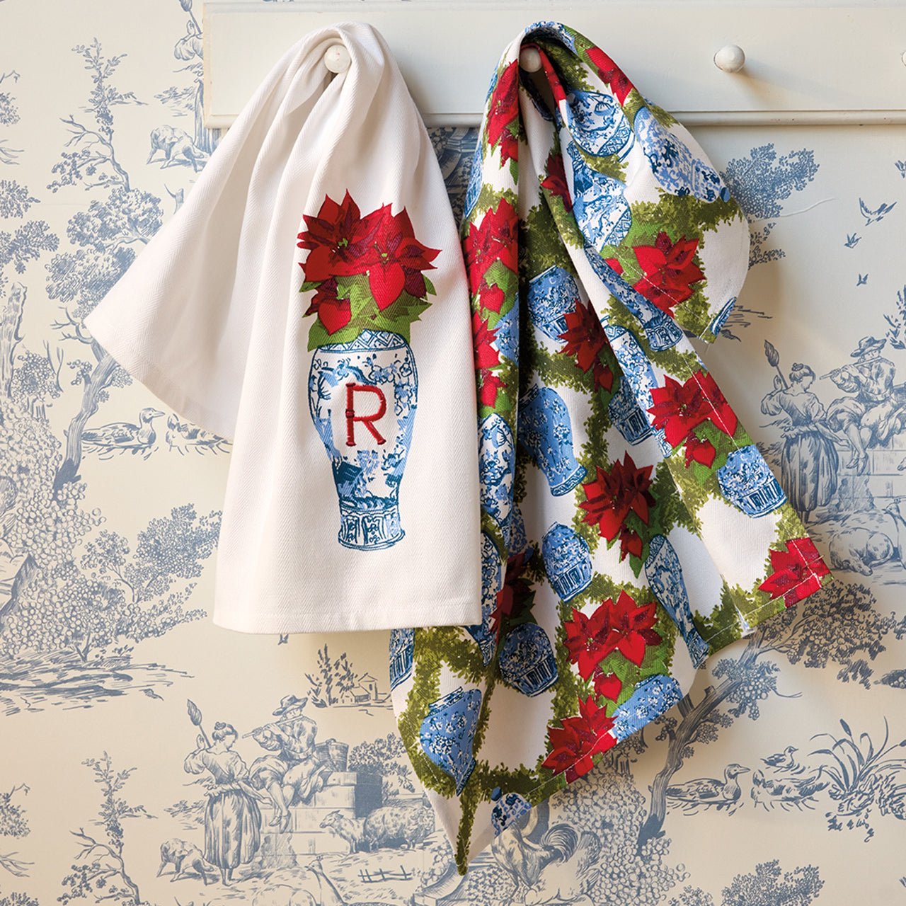 Personalized Poinsettia Towel Set - Shop-orias