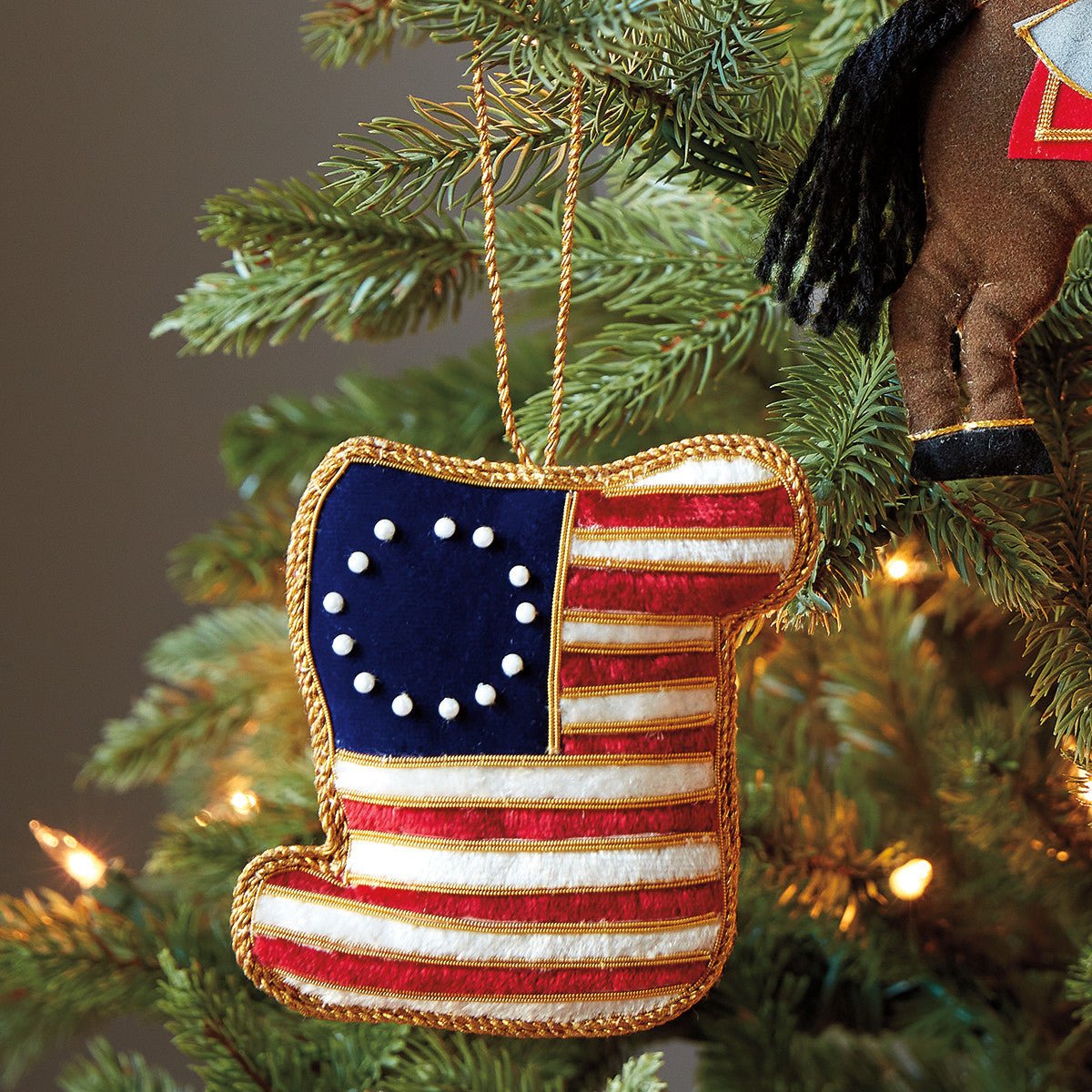 Monticello Declaration Scroll Ornament - Shop-orias