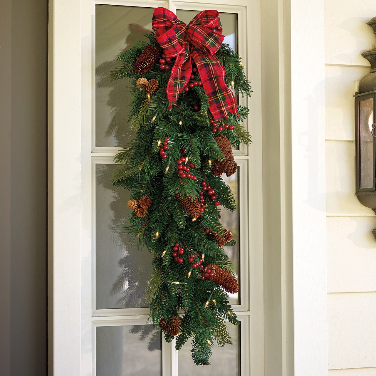 Monticello Pinecone and Berry Lighted Swag - Shop-orias