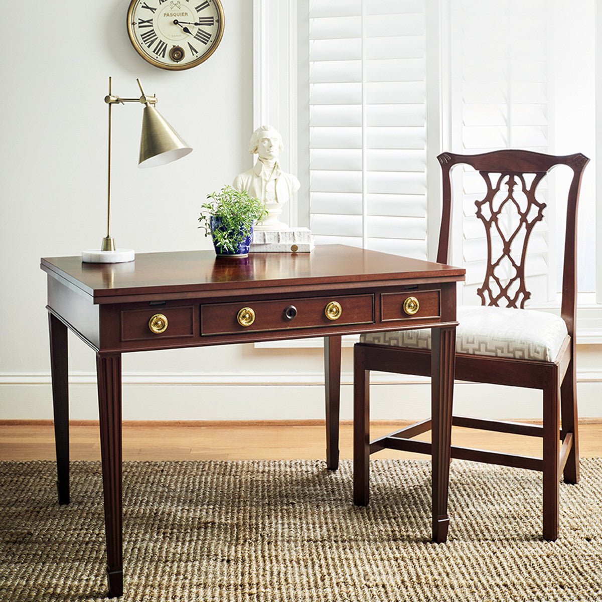 Monticello Universal Table - Shop-orias