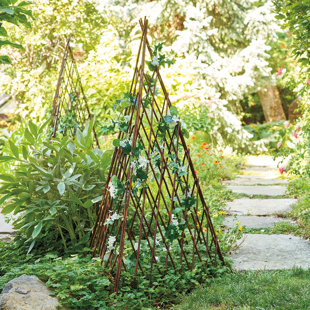 Willow Garden Pyramid Trellis - Shop-orias